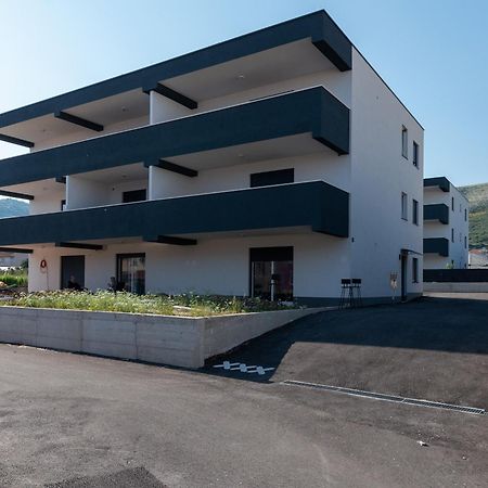 Kamarin Apartment تروغير المظهر الخارجي الصورة