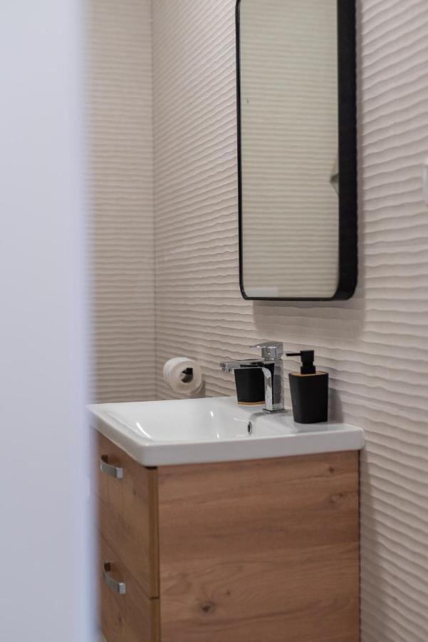 Kamarin Apartment تروغير المظهر الخارجي الصورة