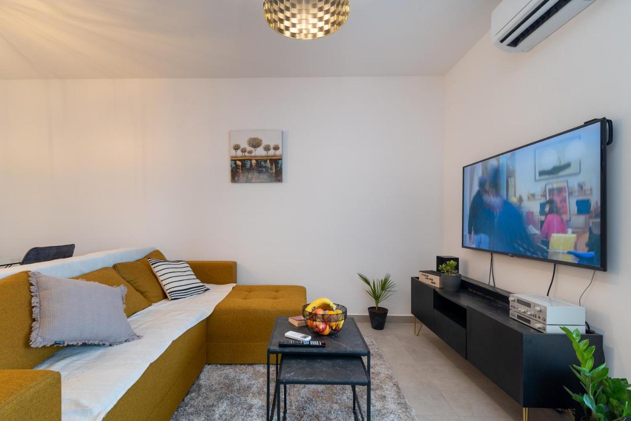 Kamarin Apartment تروغير المظهر الخارجي الصورة
