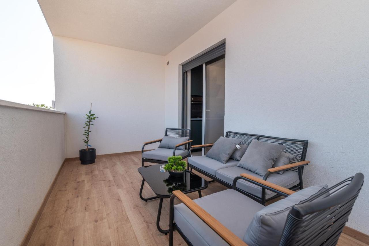 Kamarin Apartment تروغير المظهر الخارجي الصورة