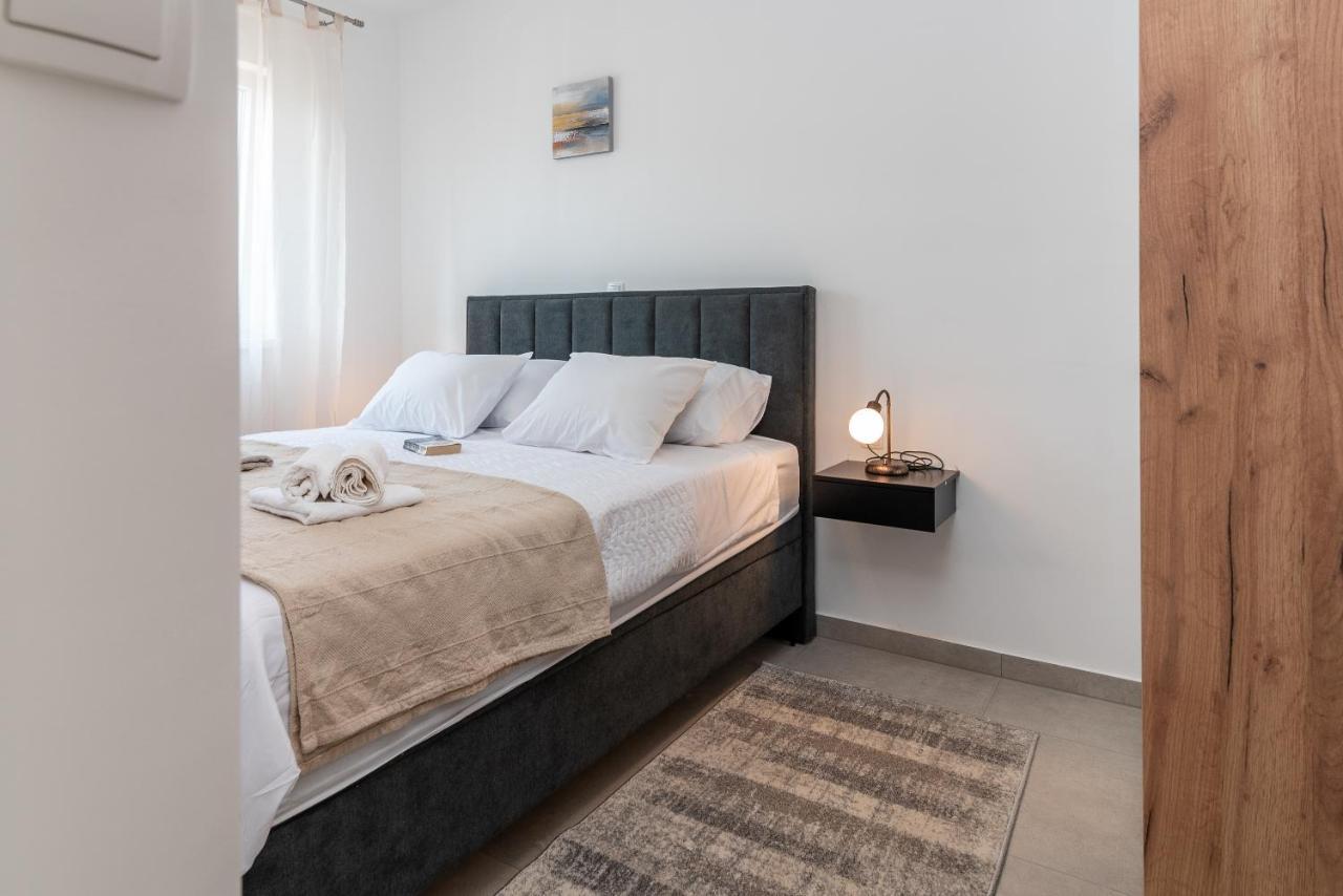 Kamarin Apartment تروغير المظهر الخارجي الصورة