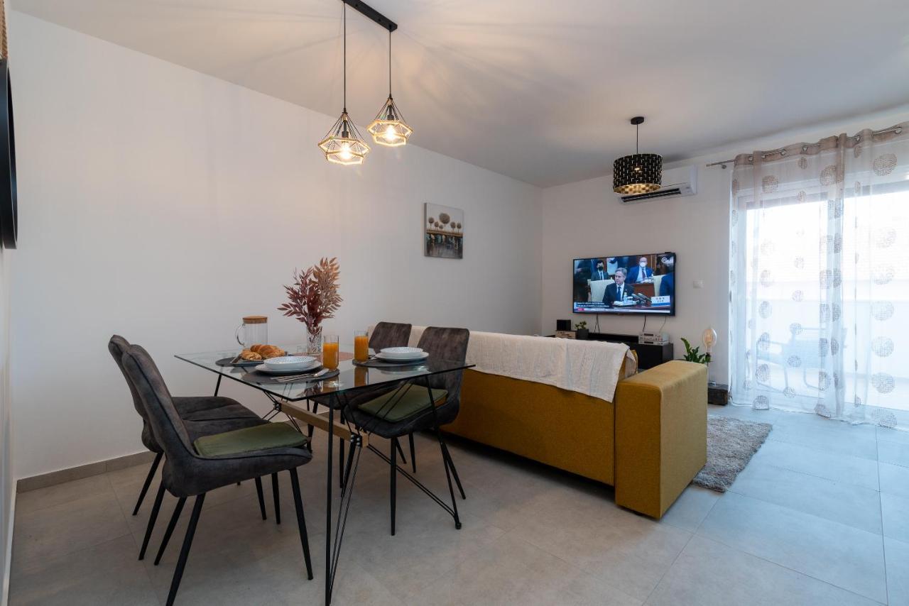 Kamarin Apartment تروغير المظهر الخارجي الصورة