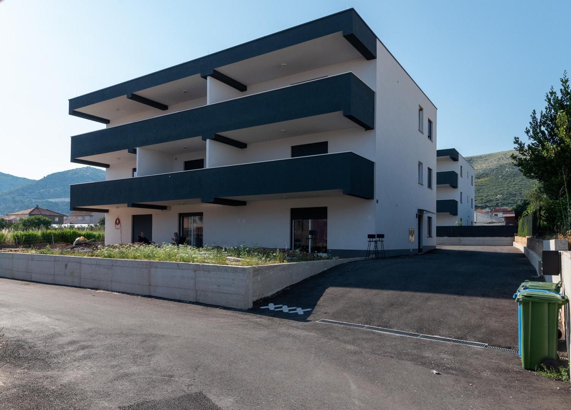 Kamarin Apartment تروغير المظهر الخارجي الصورة